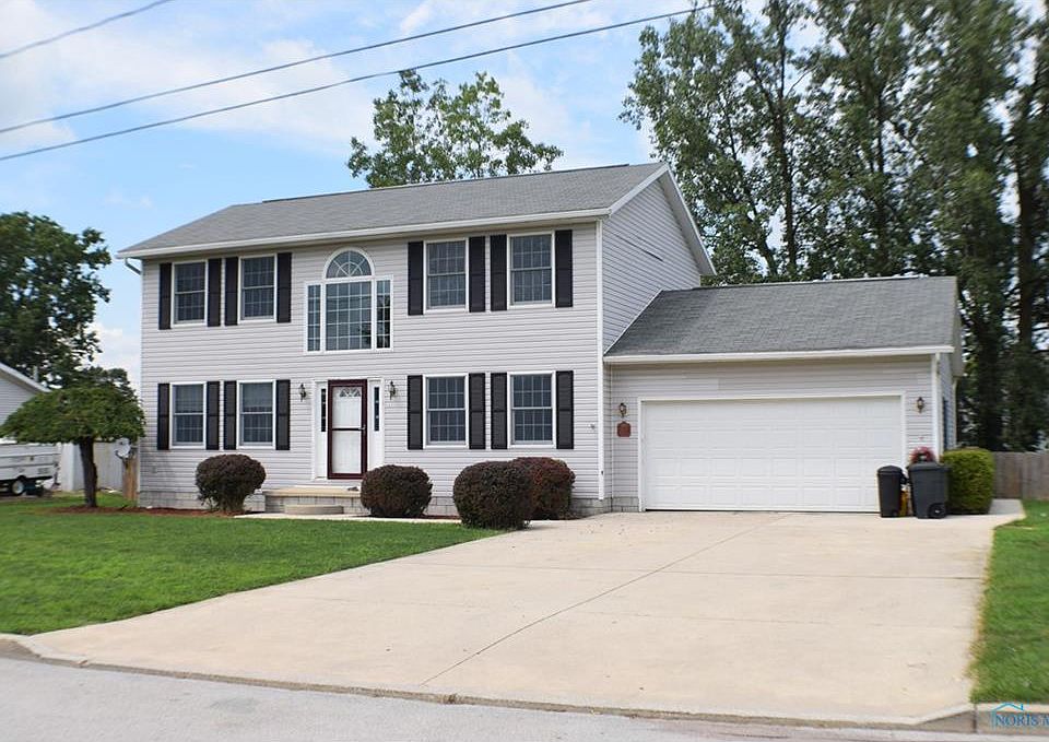 1st image of 402 Brookside Dr