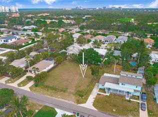 713 109th AVE N, NAPLES, FL 34108