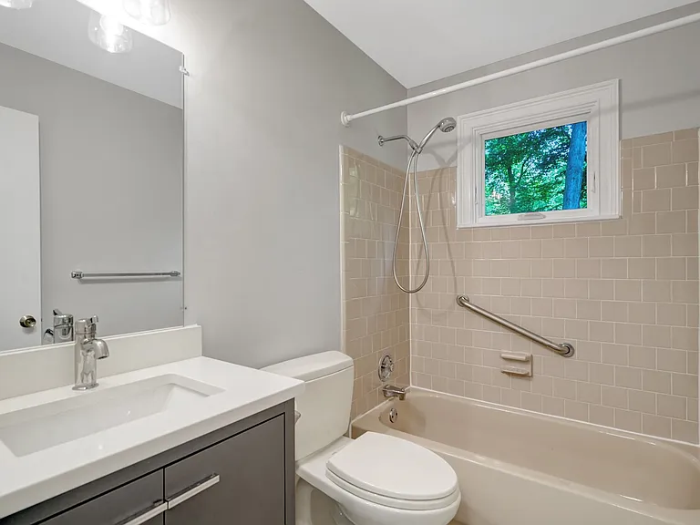 7217 Reservation Dr — Photo 35