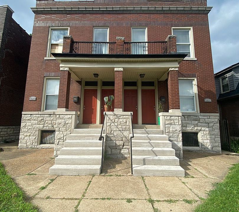 2nd image of 1821-23 Russell Ave #1823-1W