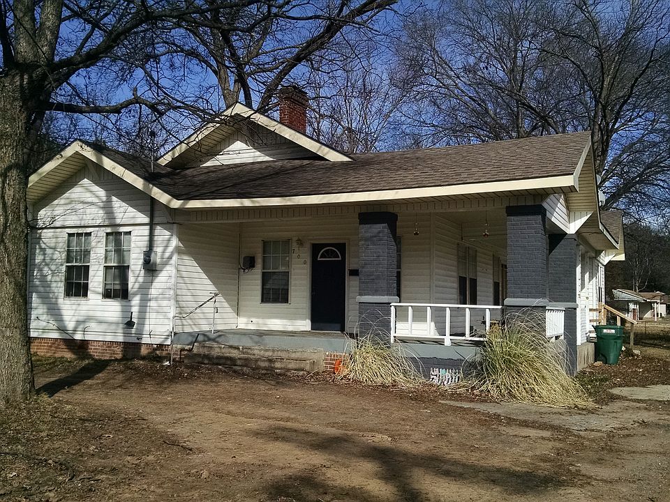 1st image of 700 W Cherry St