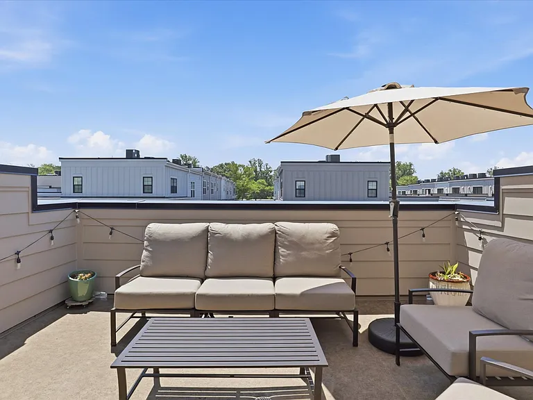 7356 Blade Dr — Photo 33