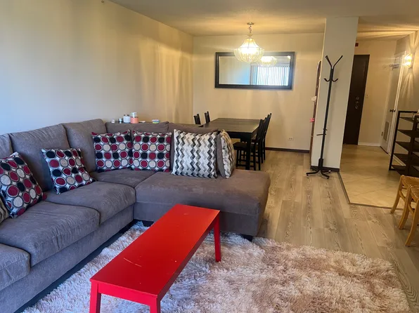 1738 Chicago Ave APT 701, Evanston, IL 60201
