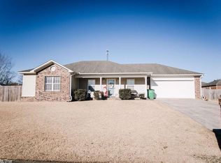 225 Weathering Cir, Austin, AR 72007