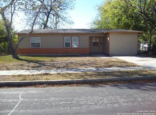 354 Storeywood Dr, San Antonio, TX 78213