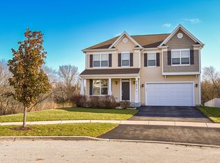 0N471 Silverwood Ct, Winfield, IL 60190