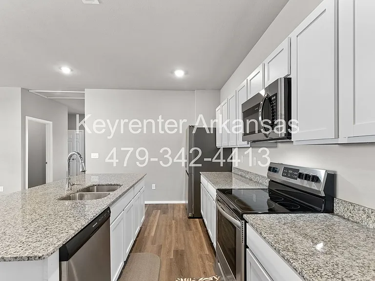 920 S Morningside Dr — Photo 12