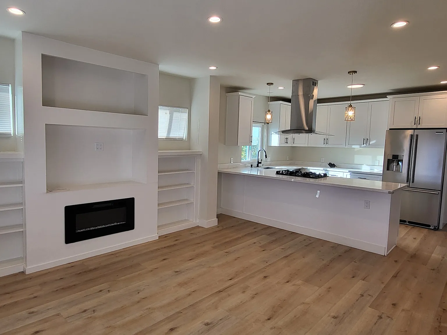 3 bed, 1.5 bath, 1088 sqft, $3,350 — Photo 4