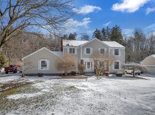 115 Southwyck Dr, Chagrin Falls, OH 44022