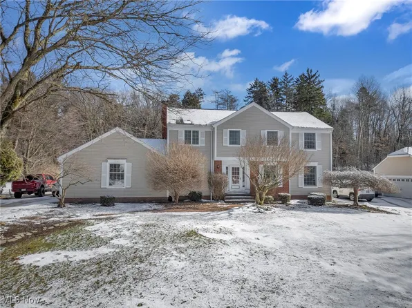 115 Southwyck Dr, Chagrin Falls, OH 44022