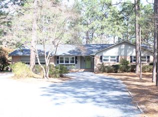 7 Par Dr, Southern Pines, NC 28327
