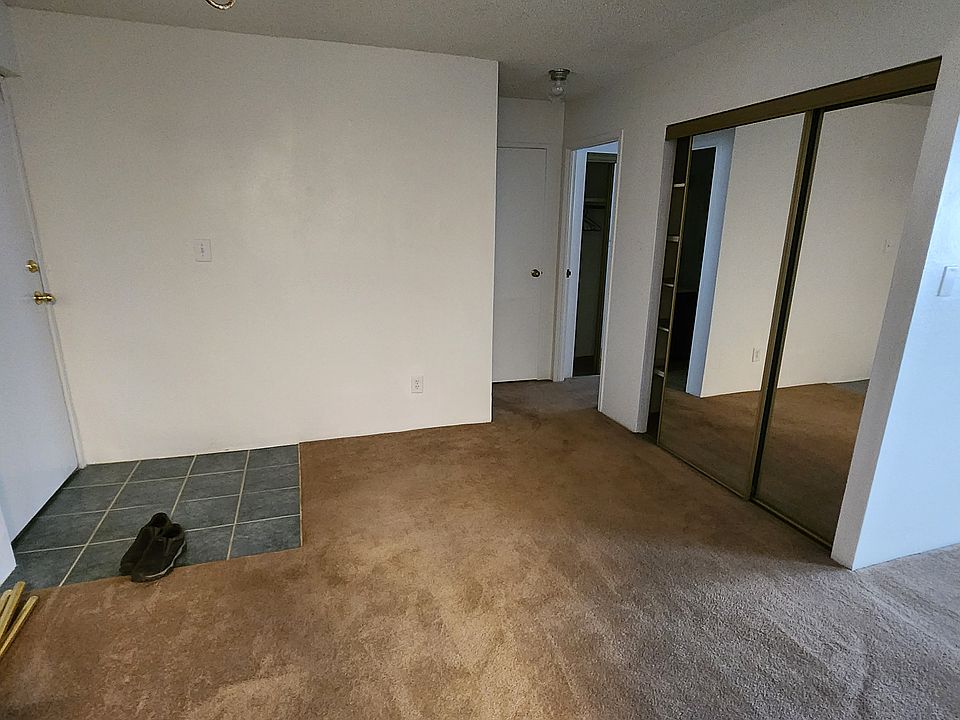 Entrance and dining area