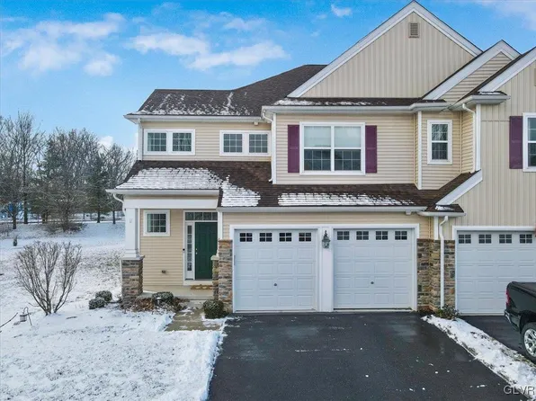 877 Iron Ln, Easton, PA 18040