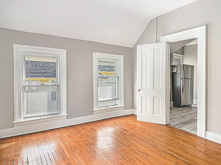 250 Paris Ave SE #3 — Photo 9