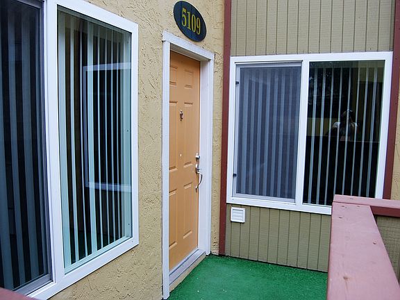 5th image of 6333 College Grove Way Unit 5109