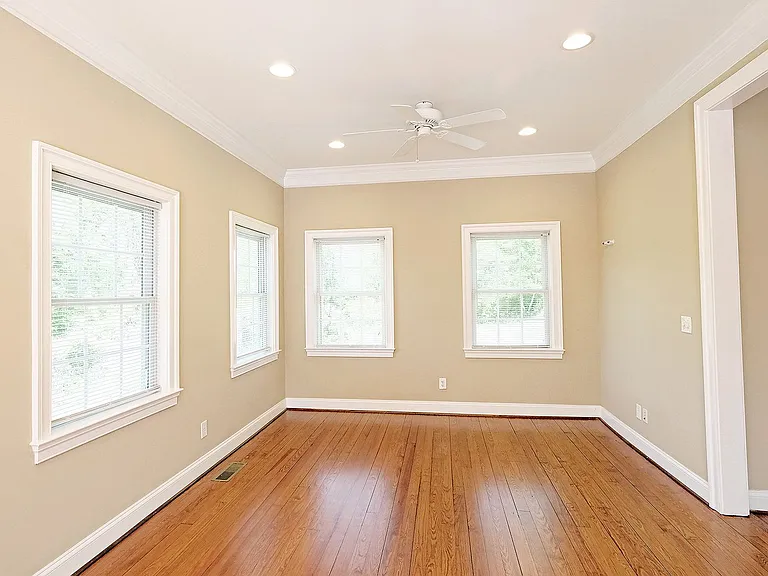 103 Linden St — Photo 8