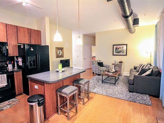 2nd image of 535 S Upper St #226