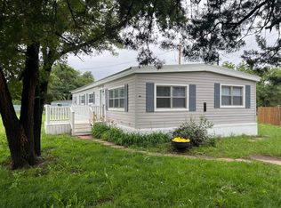 113 Speer Dr, Junction City, KS 66441