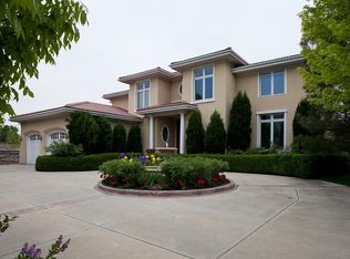 2 Sunflower Pl, Cherry Hills Village, CO 80113