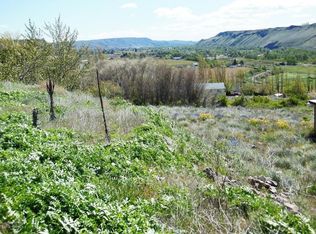 10670 Old Naches Hwy, Naches, WA 98937