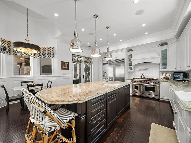 4917 Edgerton Ave — Photo 11