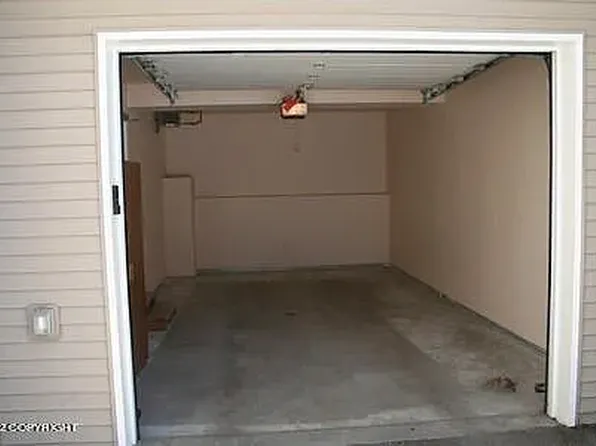 900 E 76th Ave APT C, Anchorage, AK 99518