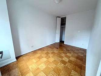 Rented by Manhattan Realty Group