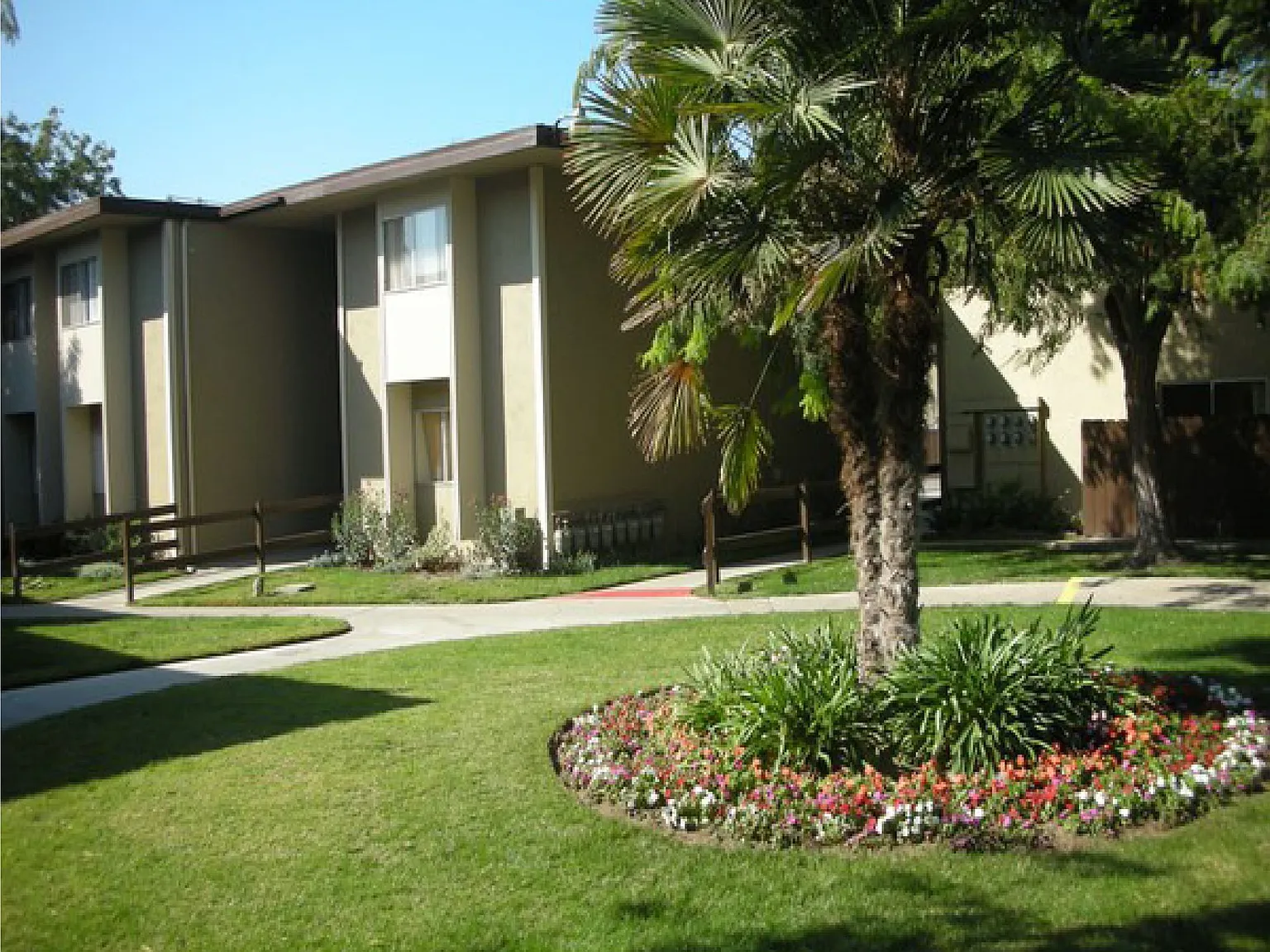 Canyon Crest — Photo 1