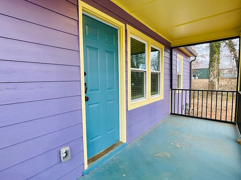 218 Old Piedmont Hwy #B — Photo 2
