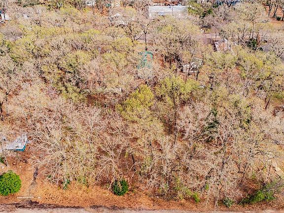2nd image of 142 Elk Cove Dr