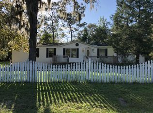 229 April Ave, Interlachen, FL 32148