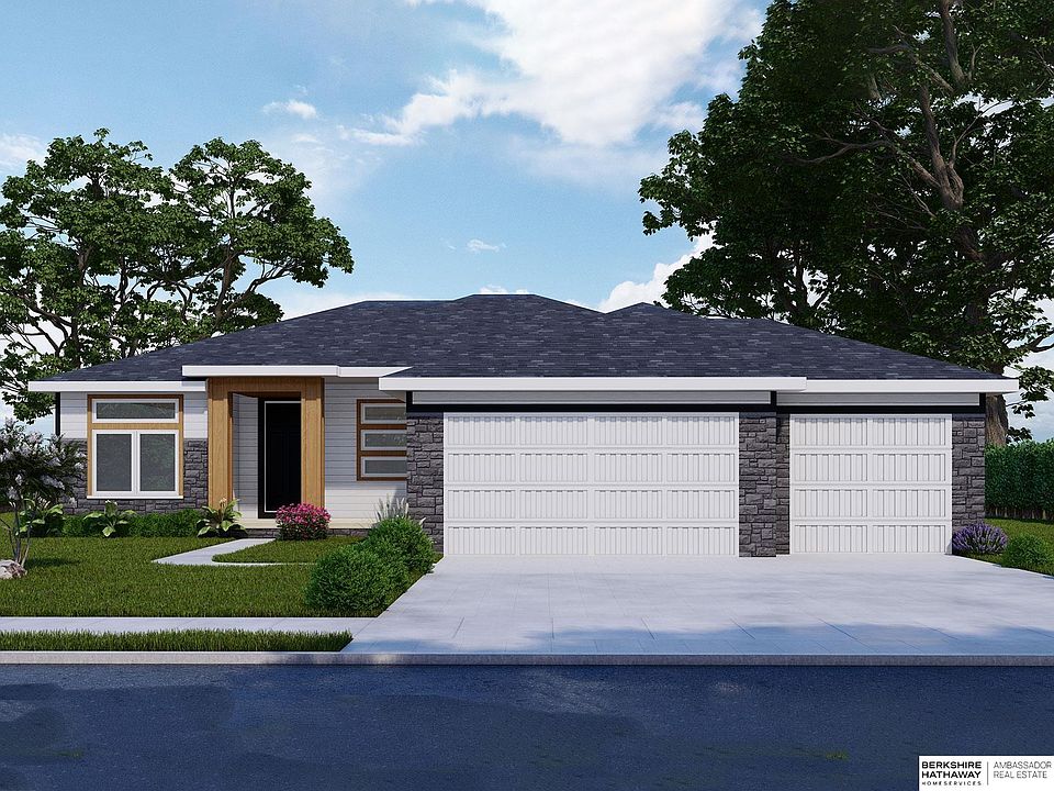 2nd image of 3007 N 165th Ave