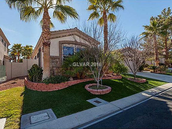 3rd image of 371 Arbour Garden Ave