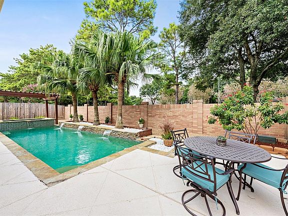 4th image of 23106 Enchanted Landing Ln