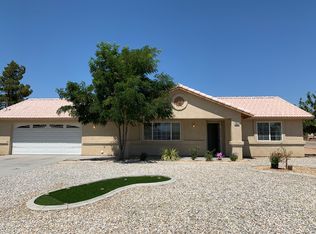 9304 Glendale St, Hesperia, CA 92345