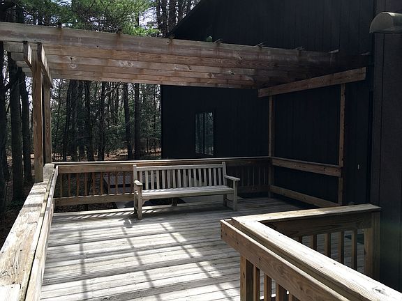 4th image of 1364 Deerfield Dr