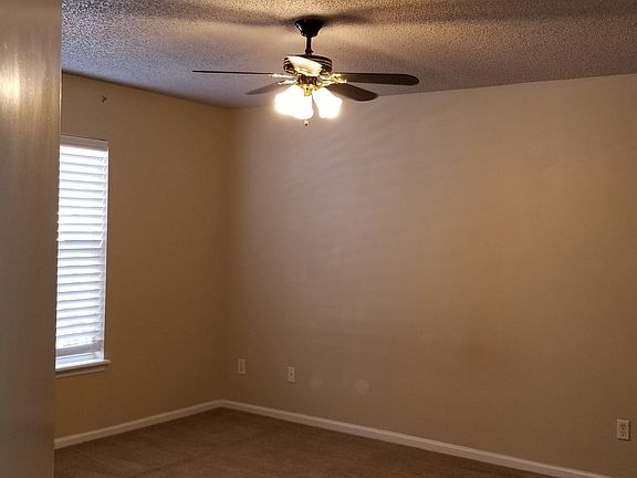 2nd image of 1108 Hidden Cove Cir S