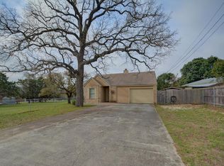 103 Josephine St, Ingram, TX 78025
