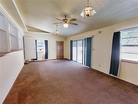 5th image of 652 Deland Ave