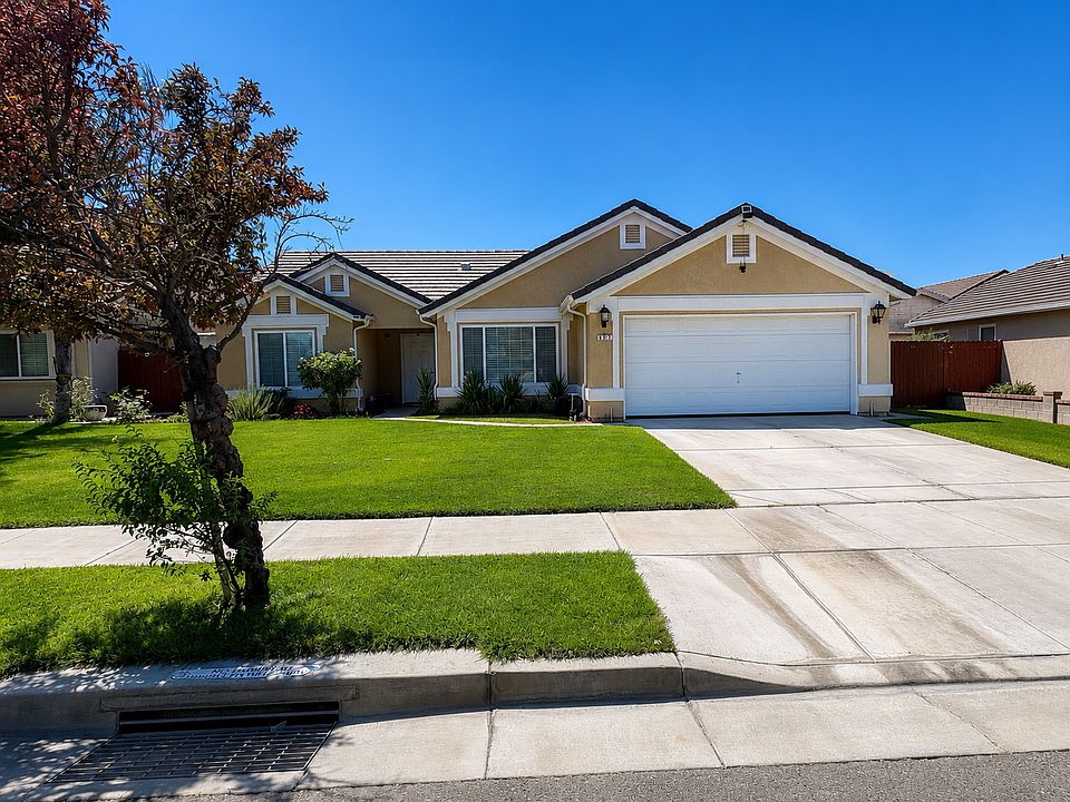 1st image of 693 Kensington Cir