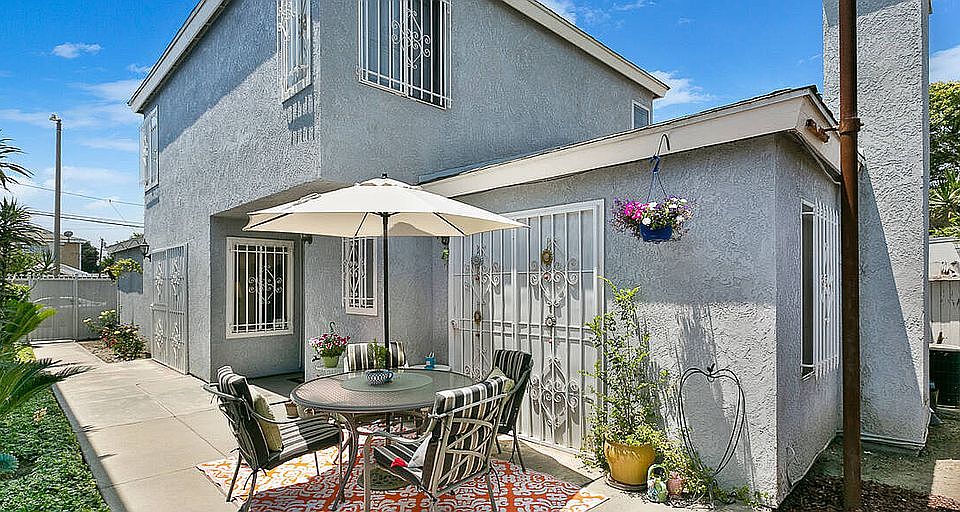 1st image of 233 Orleans Way