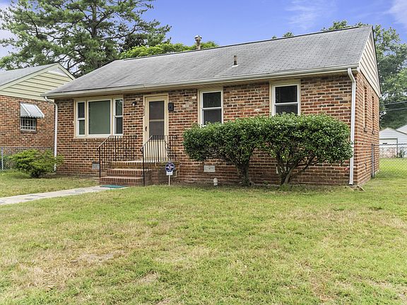 4th image of 3622 Griffin Ave