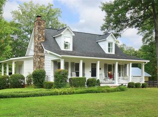 405 Tanglewood Dr, Canton, GA 30115