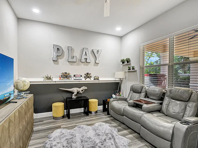 8952 Cypress Grove Ln — Photo 25