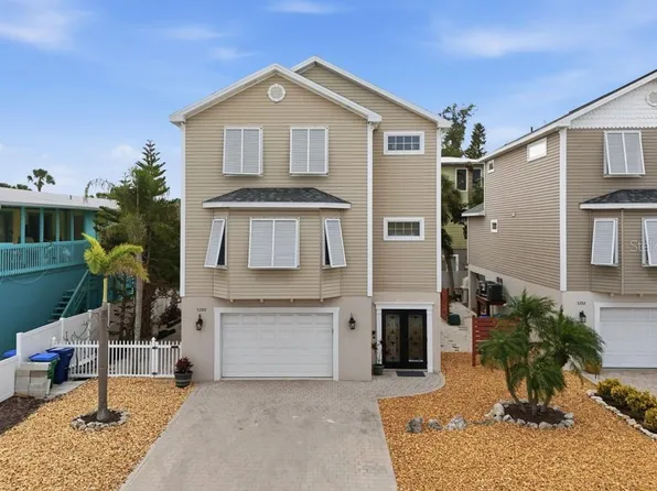 5390 Gulf Dr, Holmes Beach, FL 34217