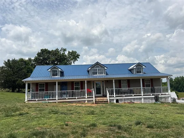 1163 Rock Station Rd, Rock Island, TN 38581