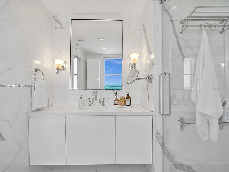 800 Claughton Island Dr #3101 — Photo 49