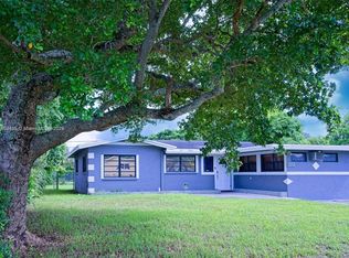 Melrose Park Sec 6 Green, Fort Lauderdale, FL 33312