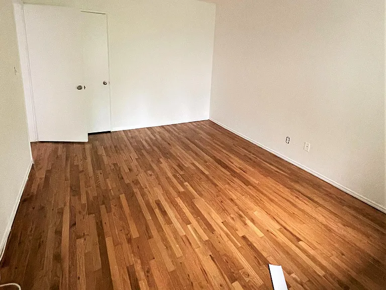 11653 Blix St #5 — Photo 11