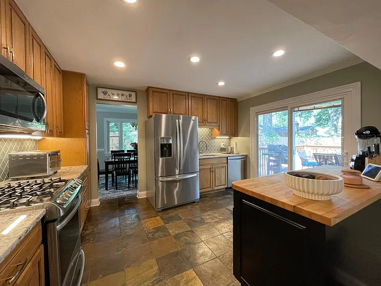 5013 Currituck Dr — Photo 10